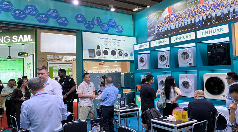 廣交會(huì)新老朋友齊聚，金環(huán)電器展位人氣旺