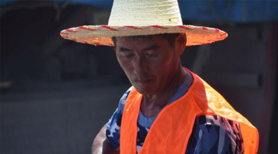 堅守的魅力！金環(huán)電器致敬每一位炎炎夏日下的勞動者！