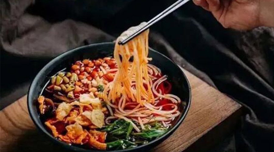 吃螺螄粉衣服上有味道如何快速解決！滾筒衣服烘干機(jī)有辦法